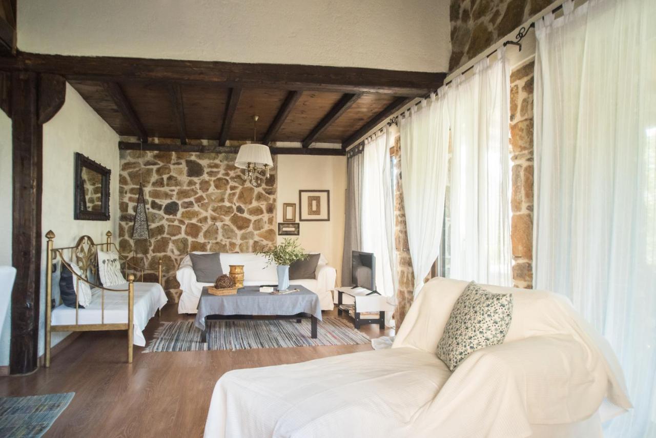 Stone Villas ネア・ローダ エクステリア 写真