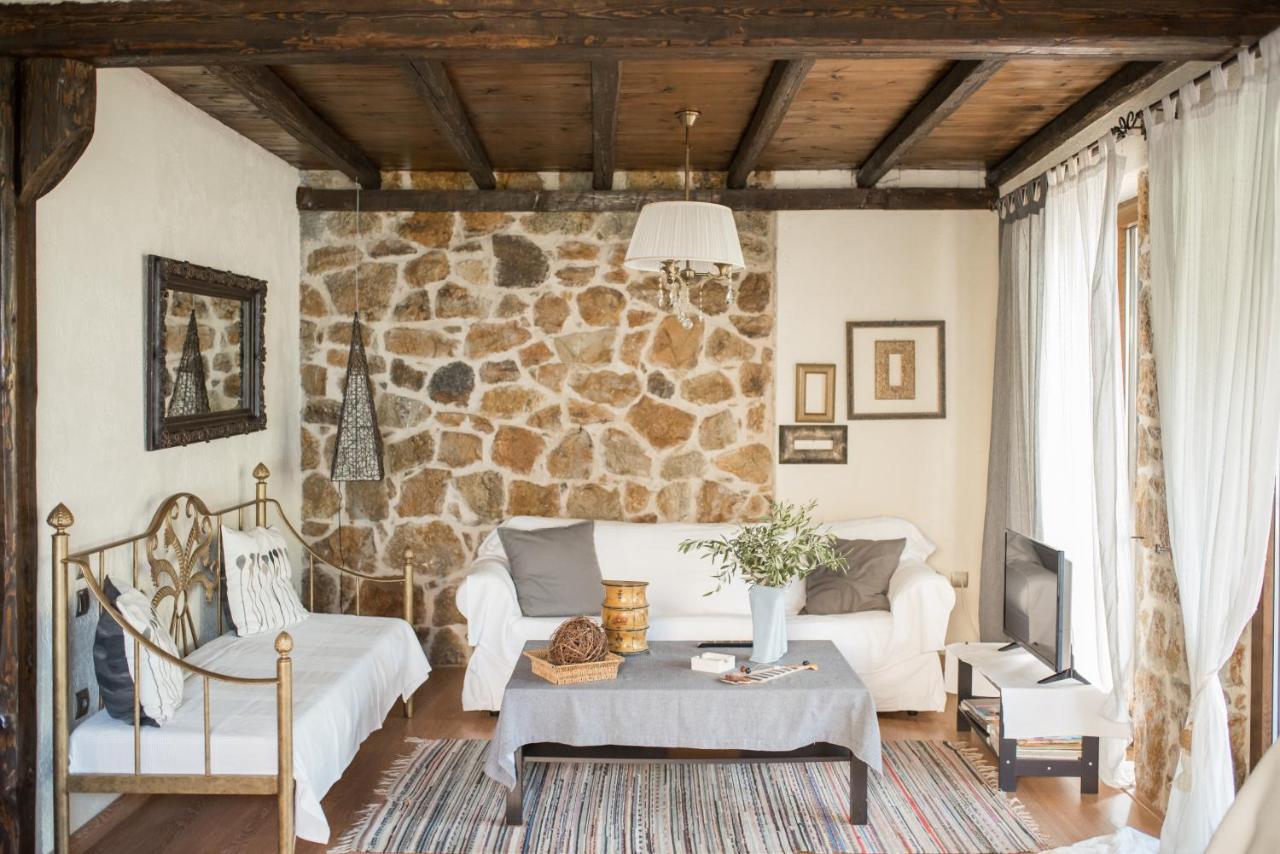 Stone Villas ネア・ローダ エクステリア 写真