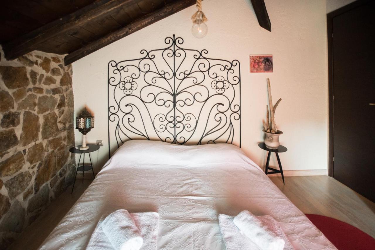 Stone Villas ネア・ローダ エクステリア 写真