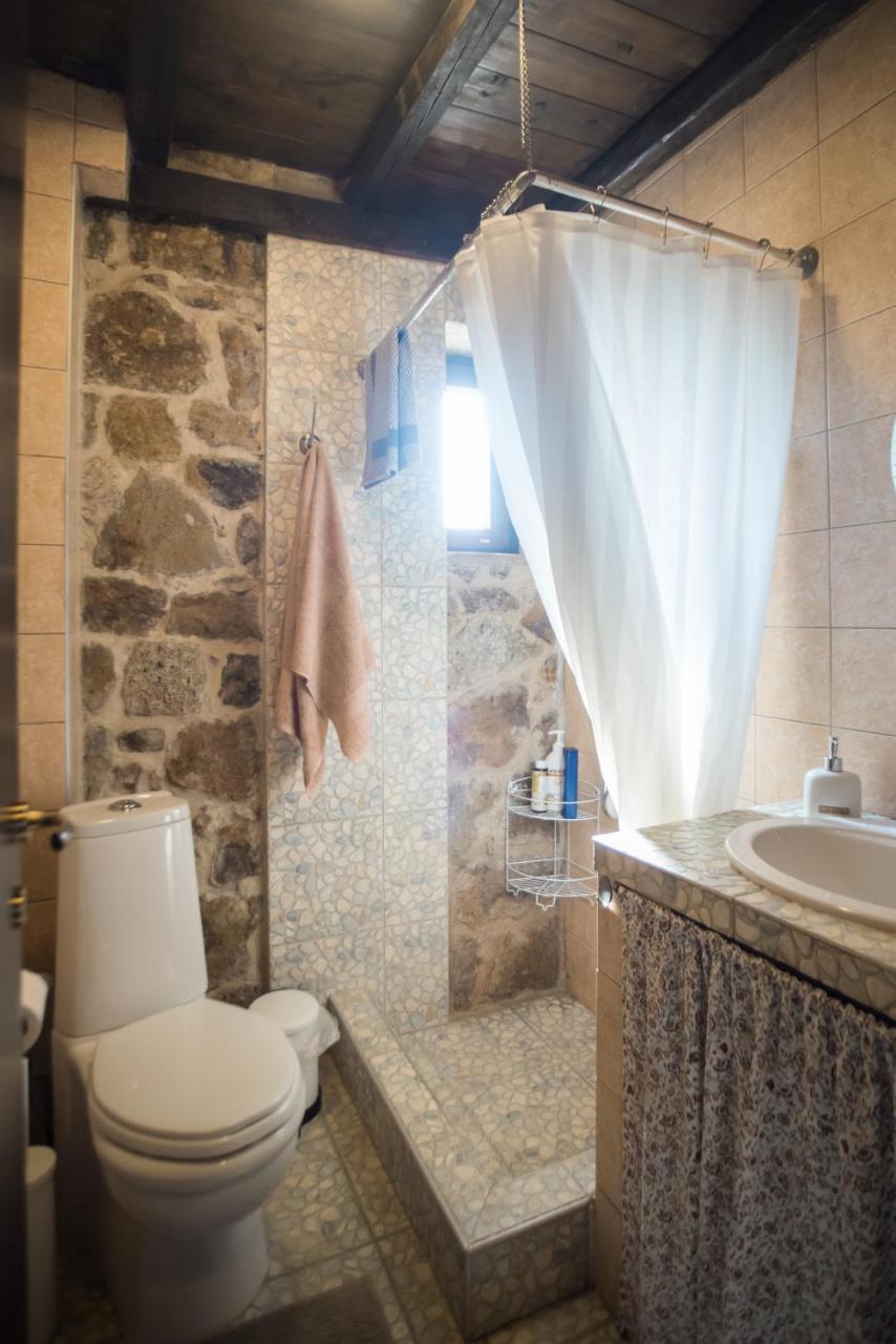Stone Villas ネア・ローダ エクステリア 写真